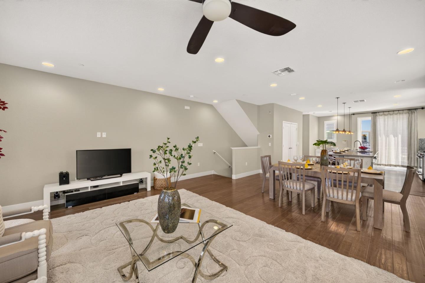 Photo #15: ML82052074 Listing: Photo #15