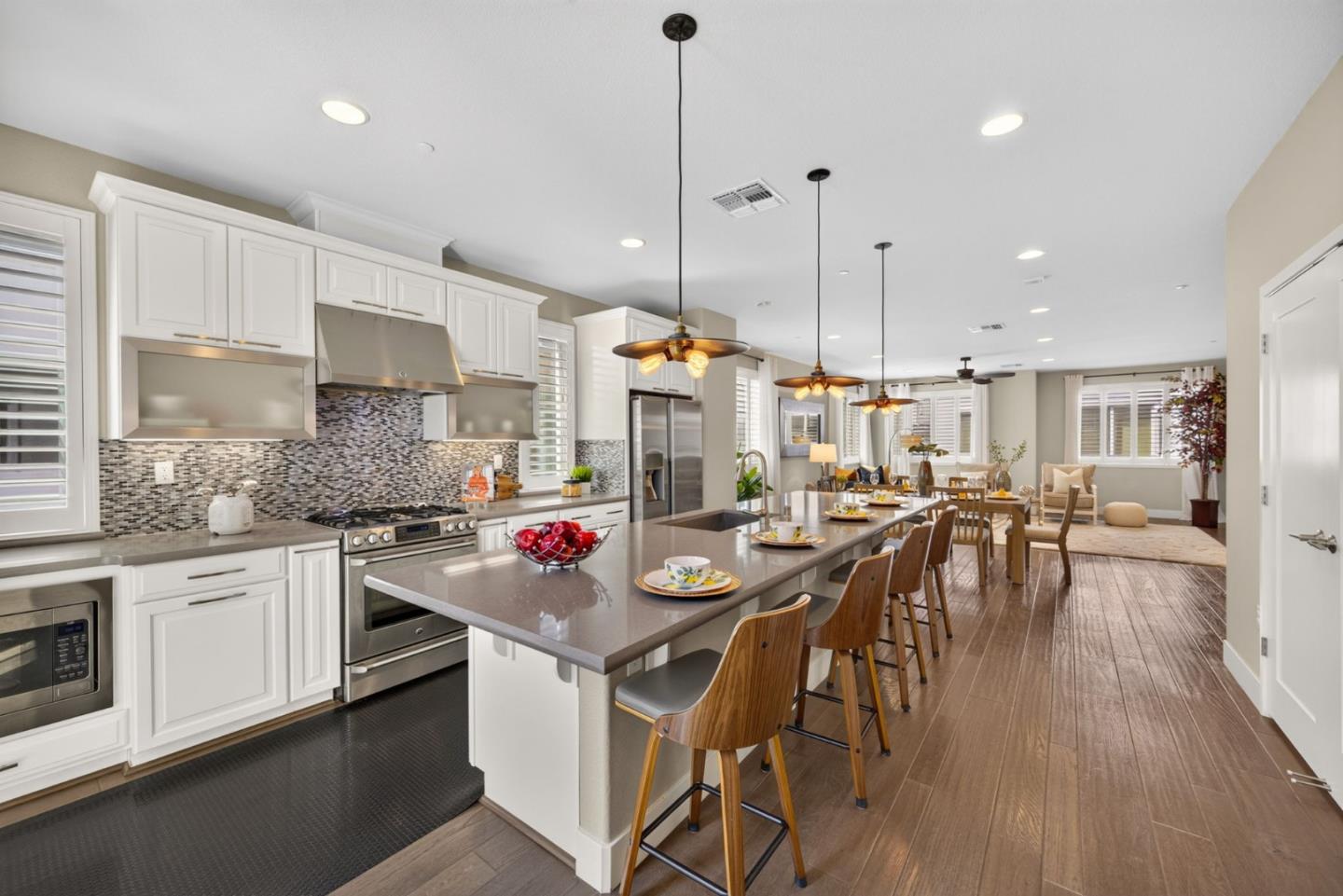 Photo #17: ML82052074 Listing: Photo #17