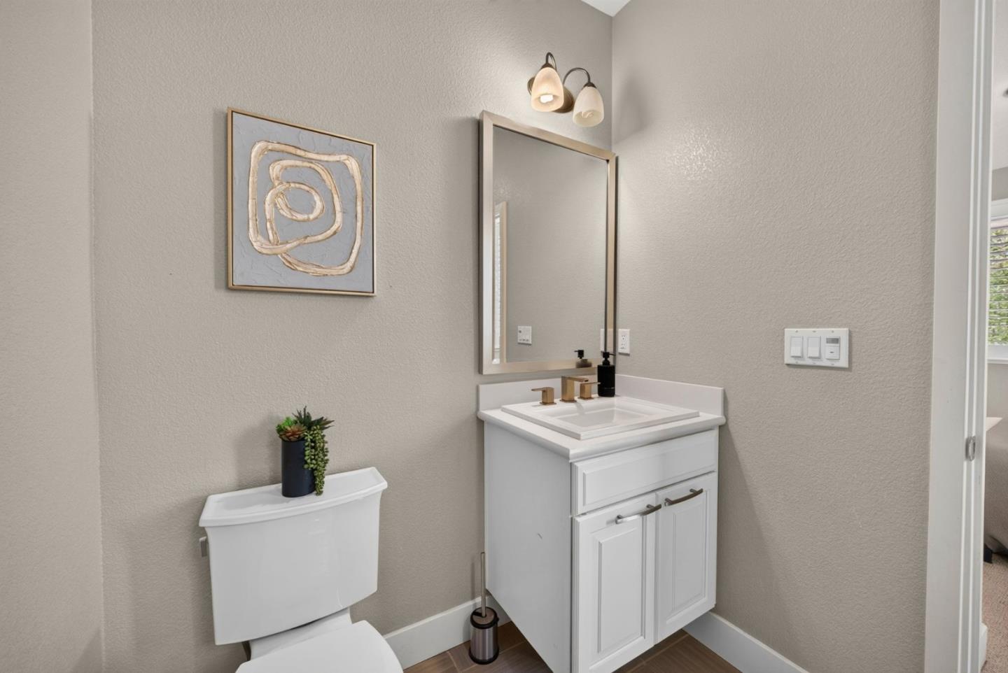 Photo #8: ML82052074 Listing: Photo #8