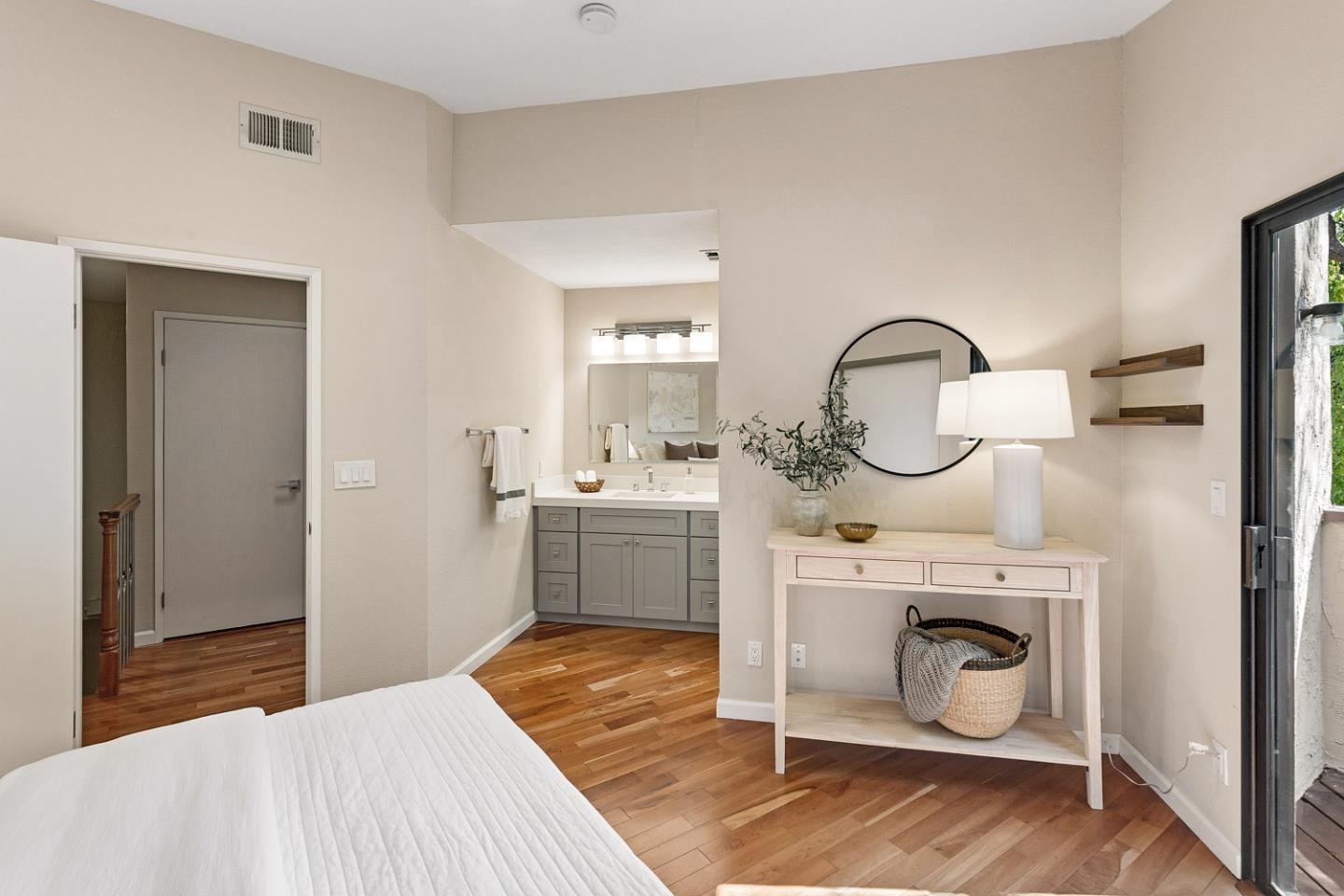 Photo #11: ML82052076 Listing: Photo #11