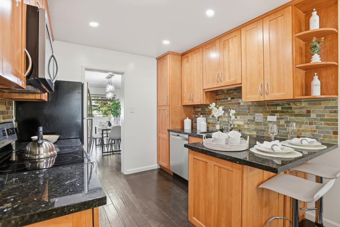 Photo #11: ML82052077 Listing: Photo #11