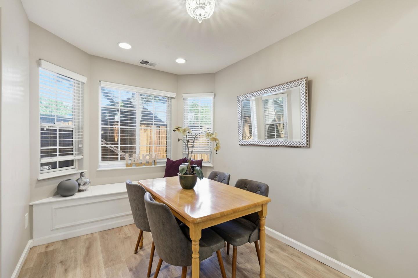 Photo #17: ML82052083 Listing: Photo #17