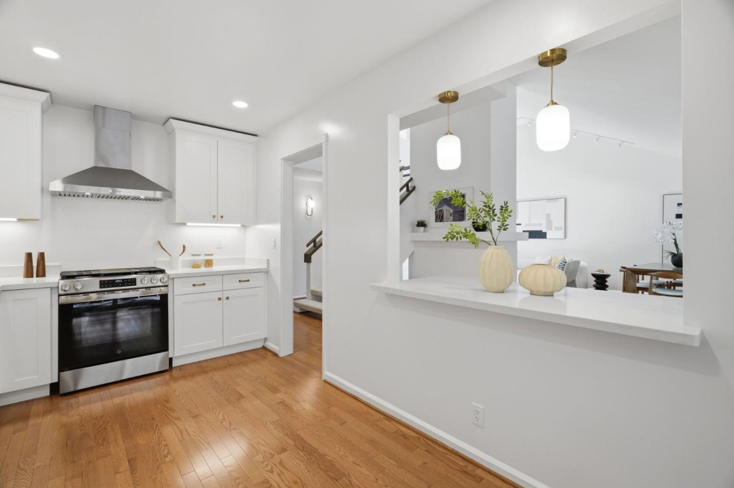 Photo #10: ML82052087 Listing: Photo #10