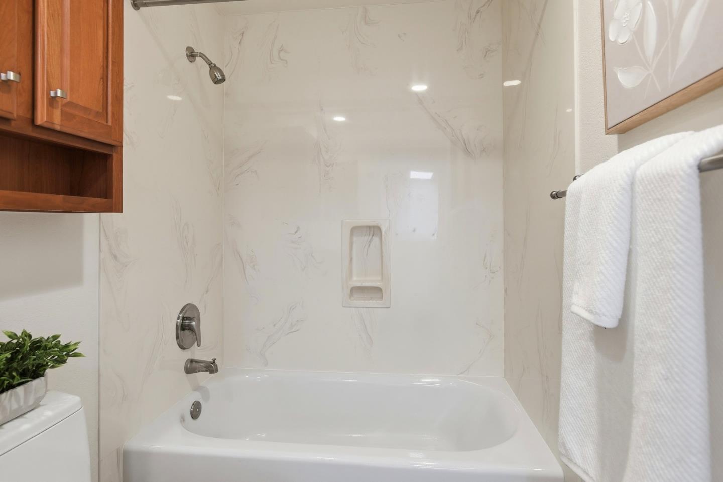 Photo #20: ML82052091 Listing: Photo #20