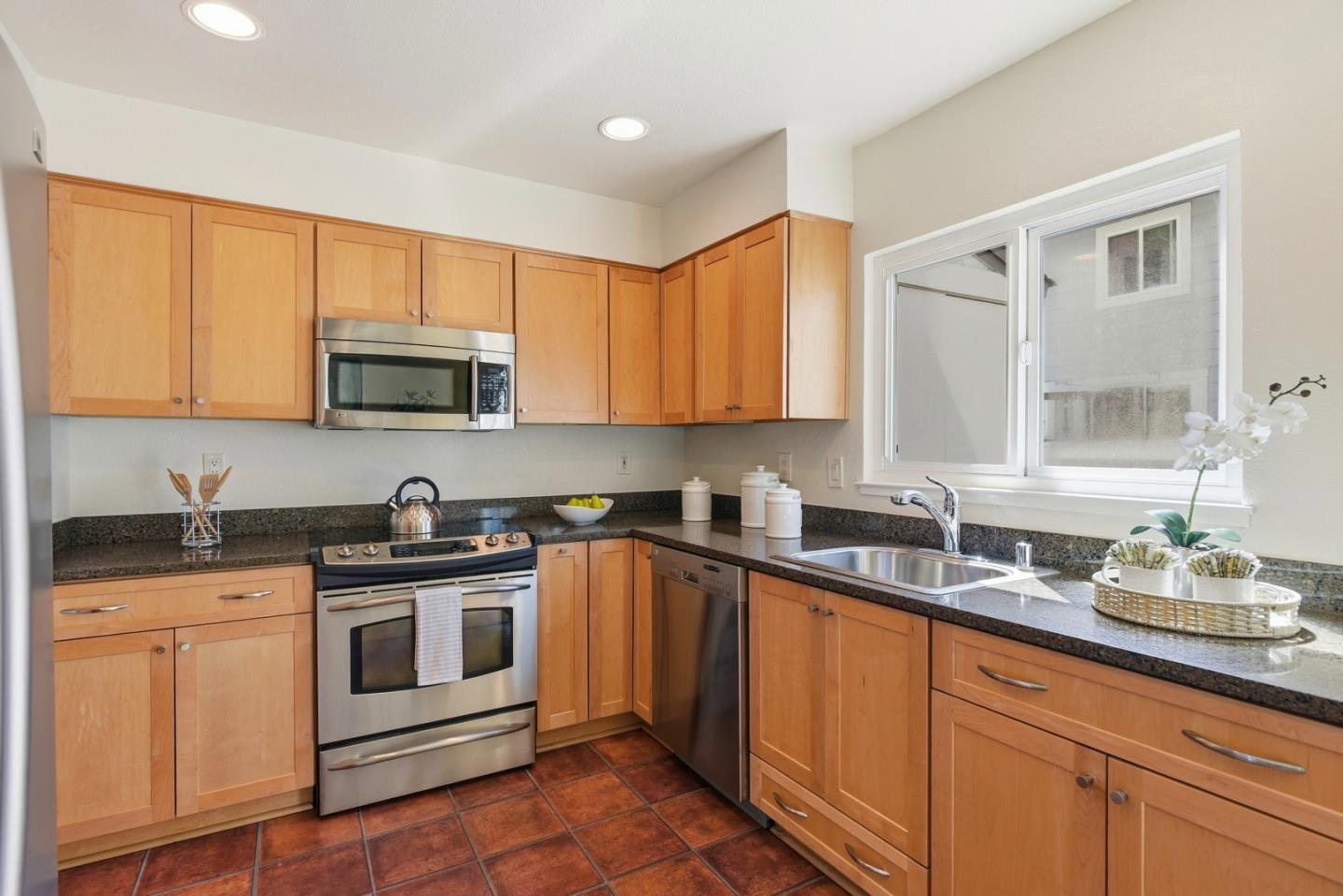 Photo #8: ML82052091 Listing: Photo #8