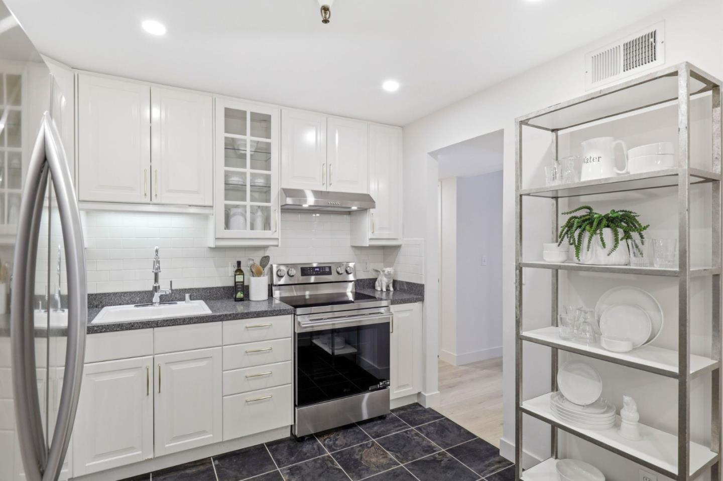 Photo #7: ML82052115 Listing: Photo #7