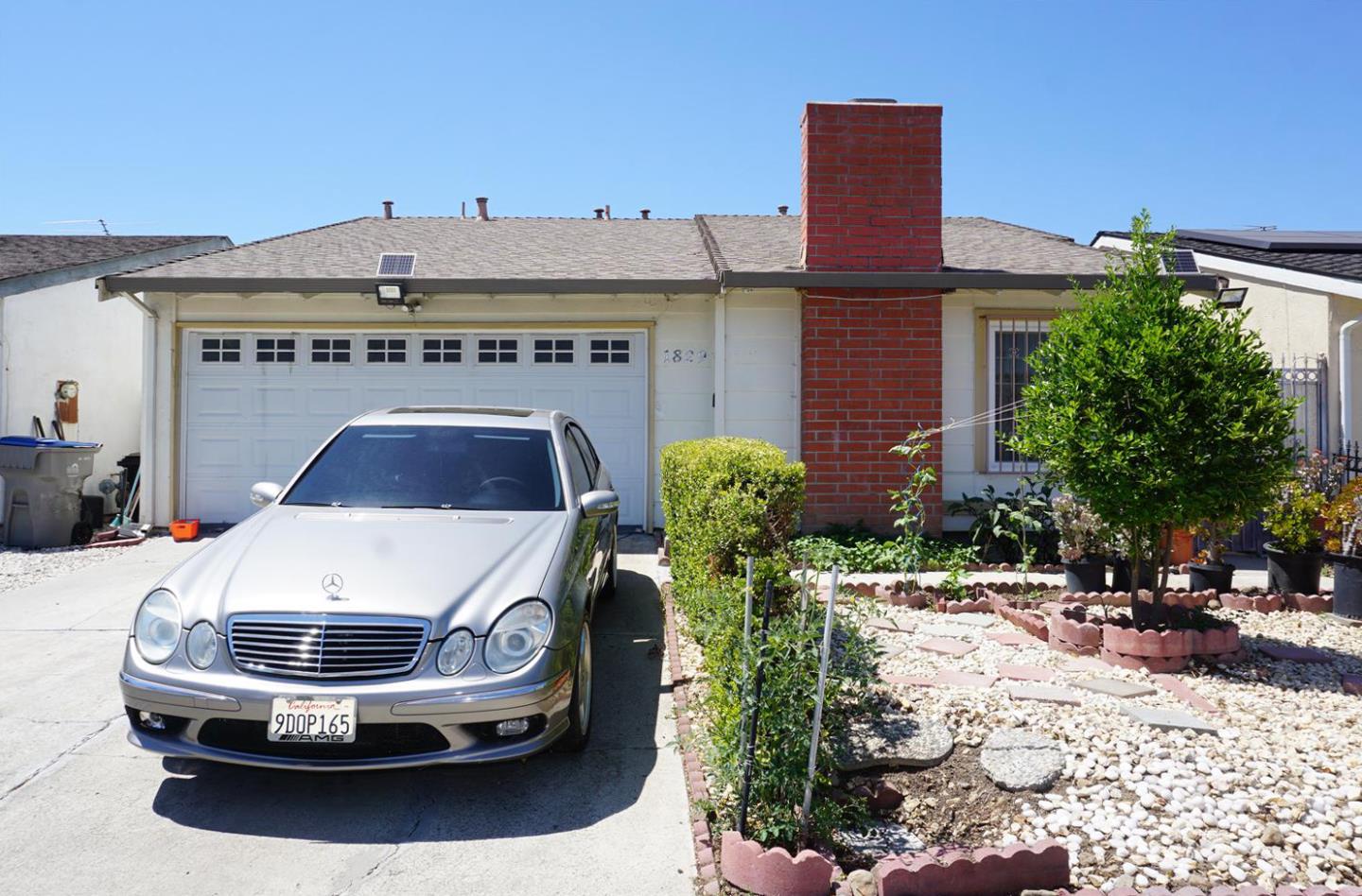 Front Image Thumbnail for ML82052151