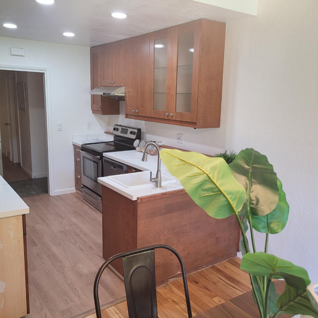 Photo #5: ML82052183 Listing: Photo #5