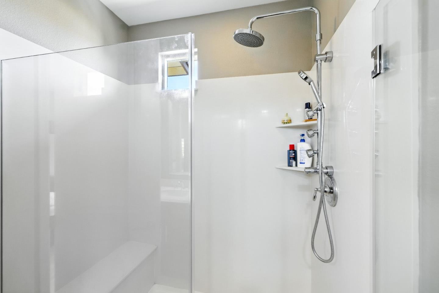Photo #16: ML82052197 Listing: Photo #16