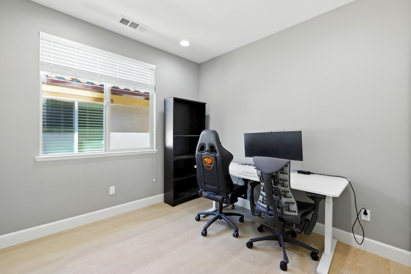 Photo #17: ML82052197 Listing: Photo #17