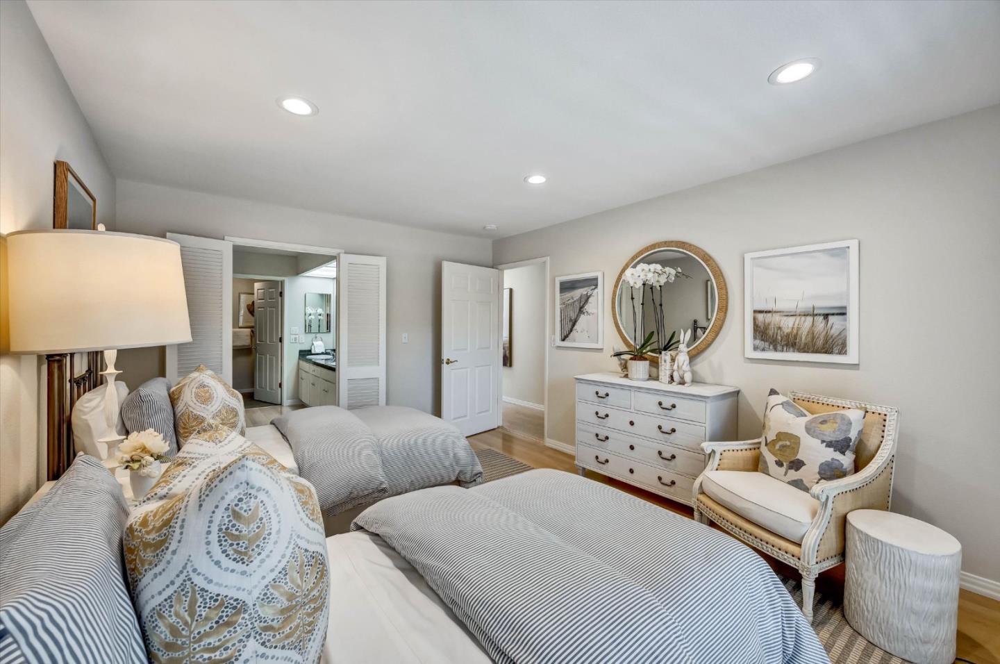 Photo #12: ML82052220 Listing: Photo #12