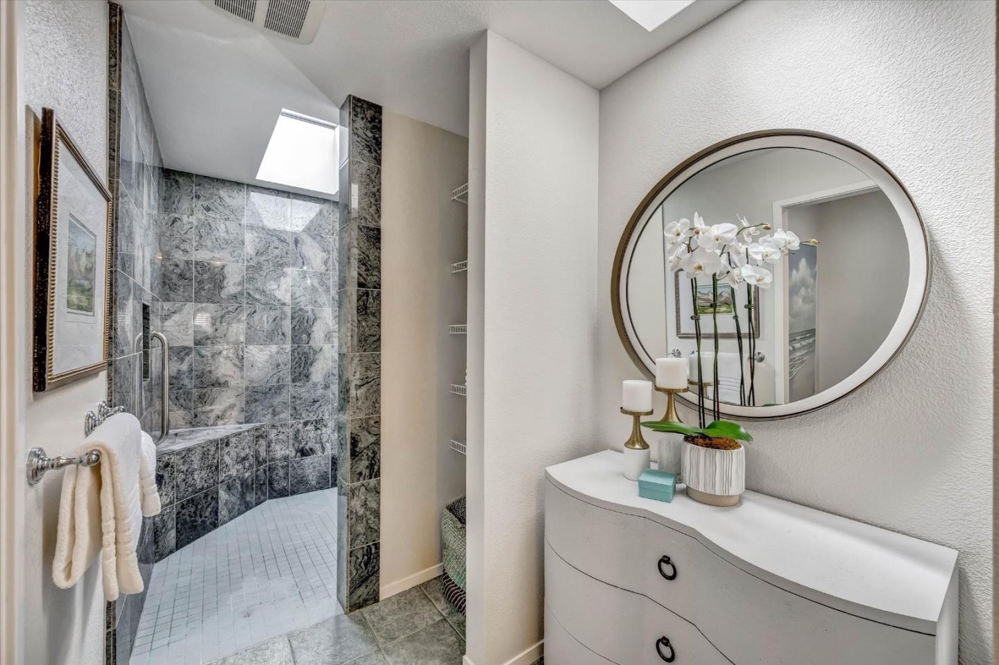 Photo #17: ML82052220 Listing: Photo #17