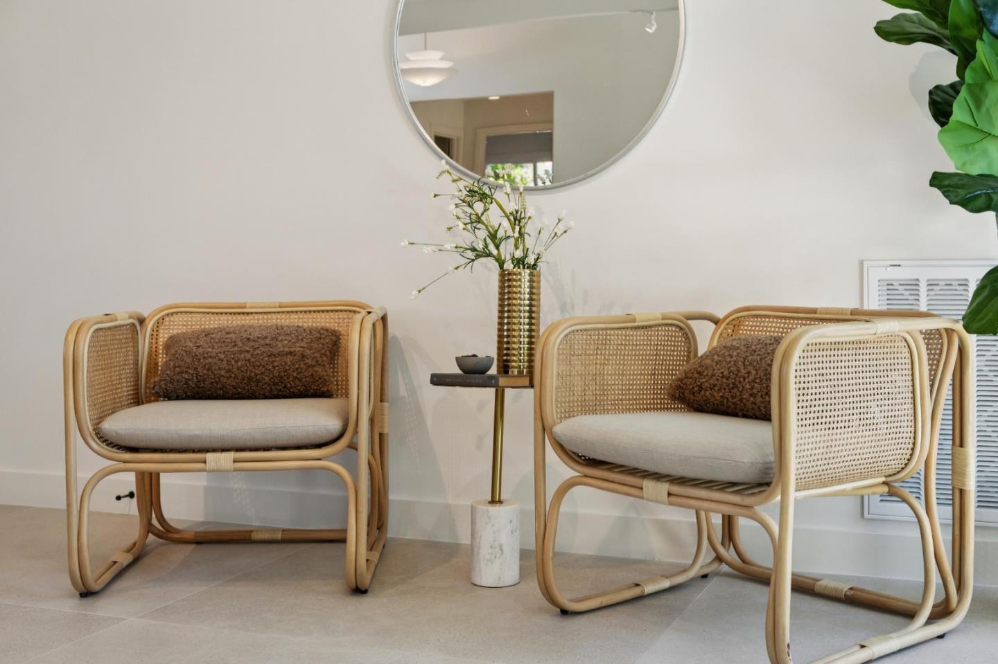 Photo 56