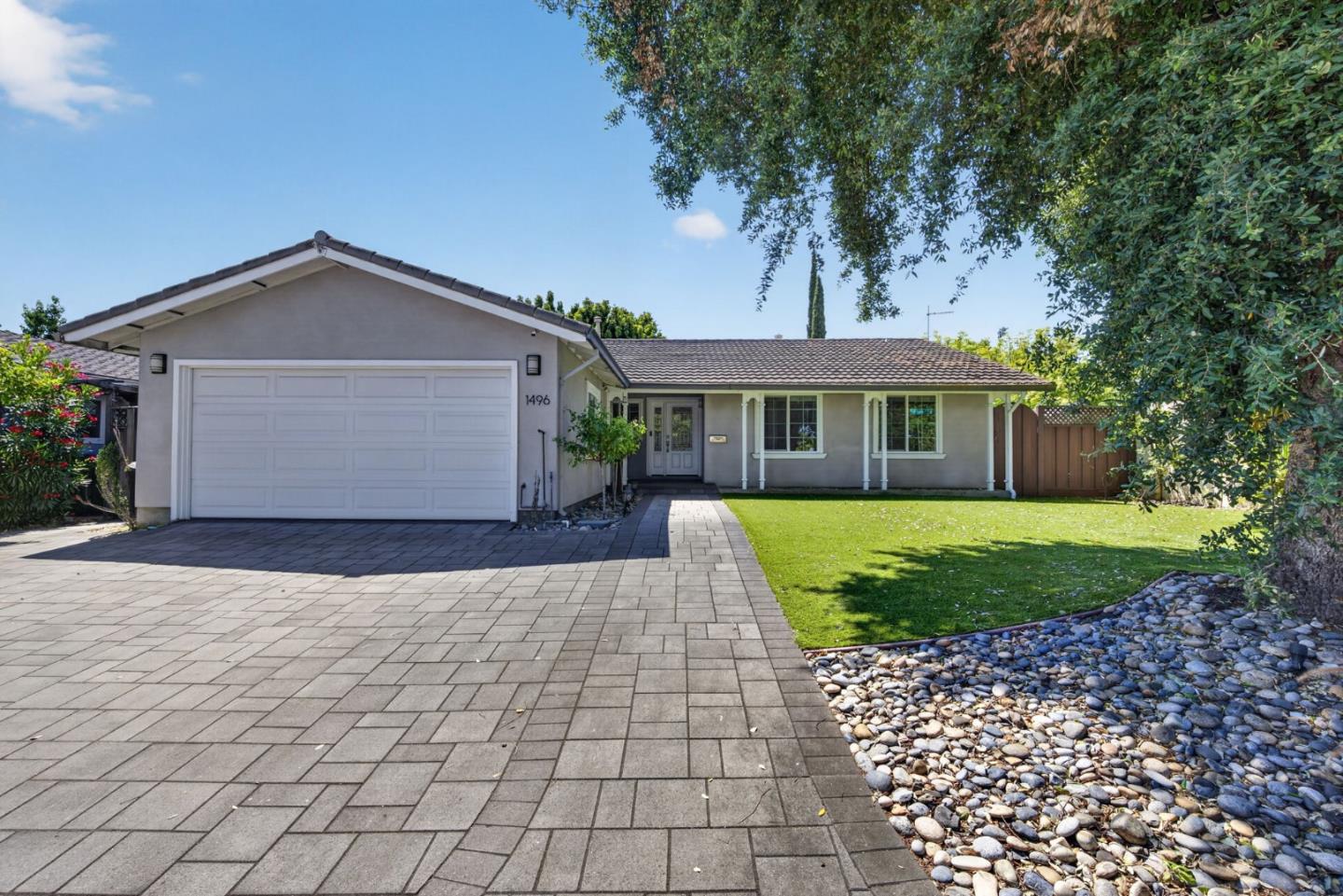 Front Image Thumbnail for ML82052267