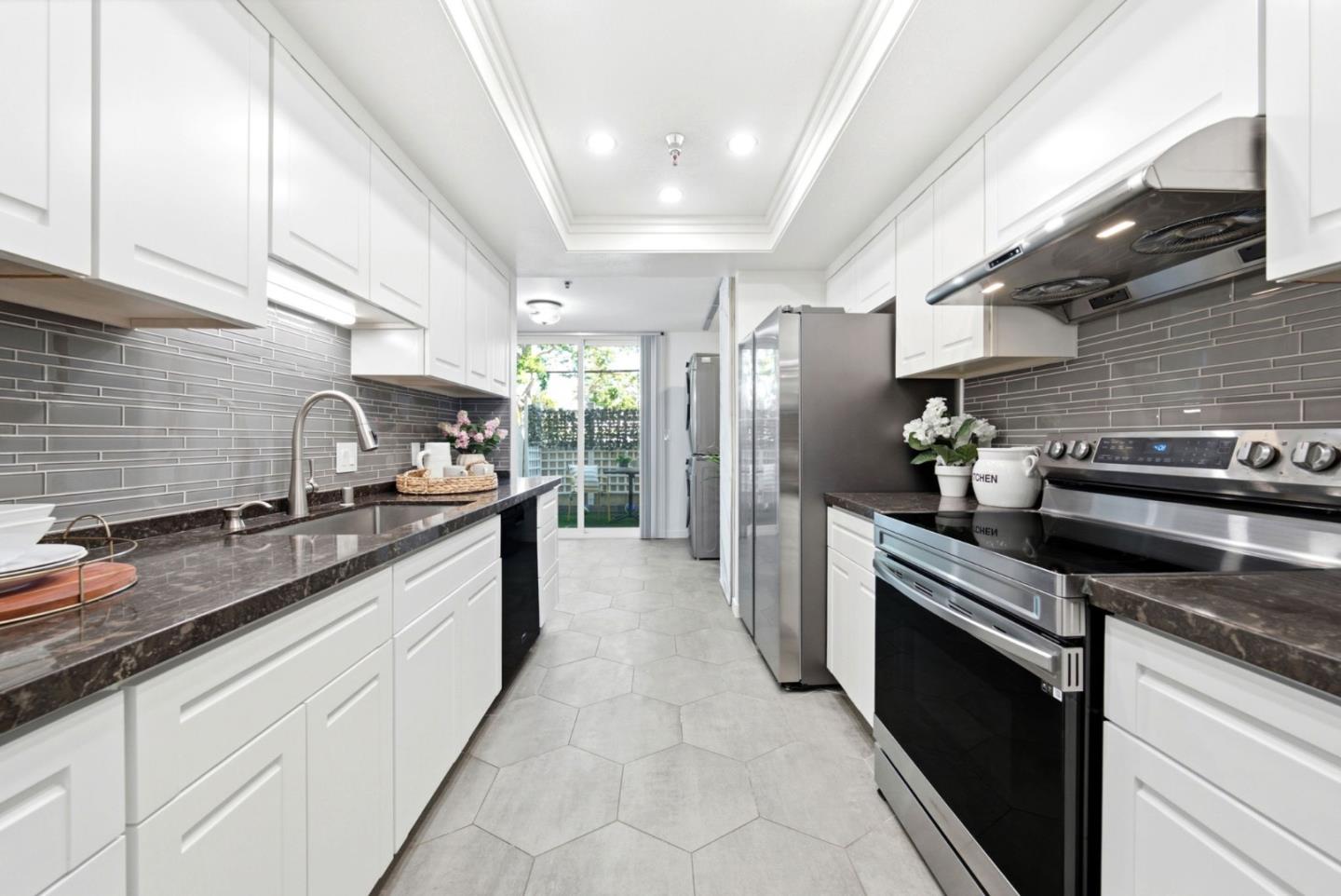Photo #11: ML82052288 Listing: Photo #11