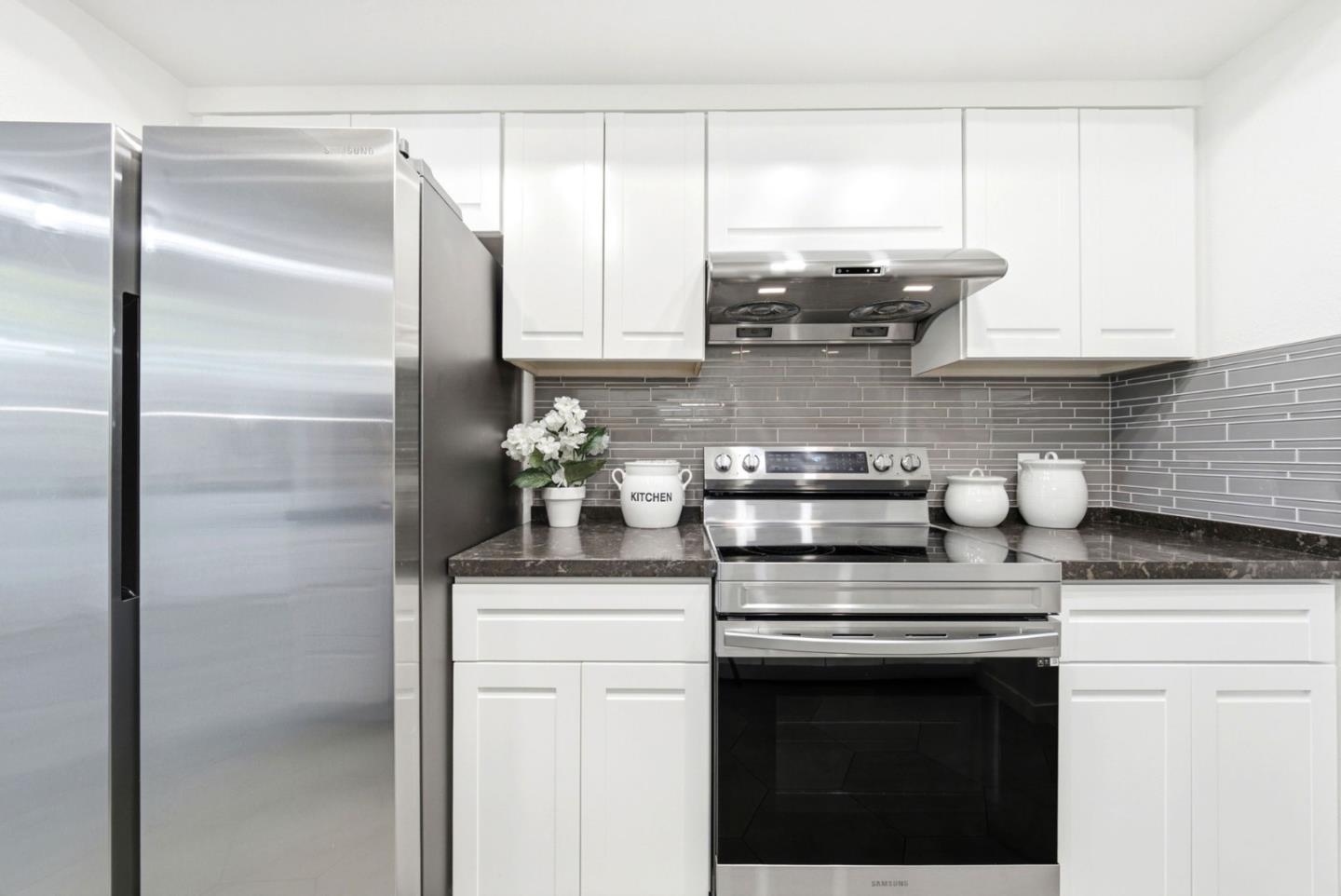 Photo #12: ML82052288 Listing: Photo #12