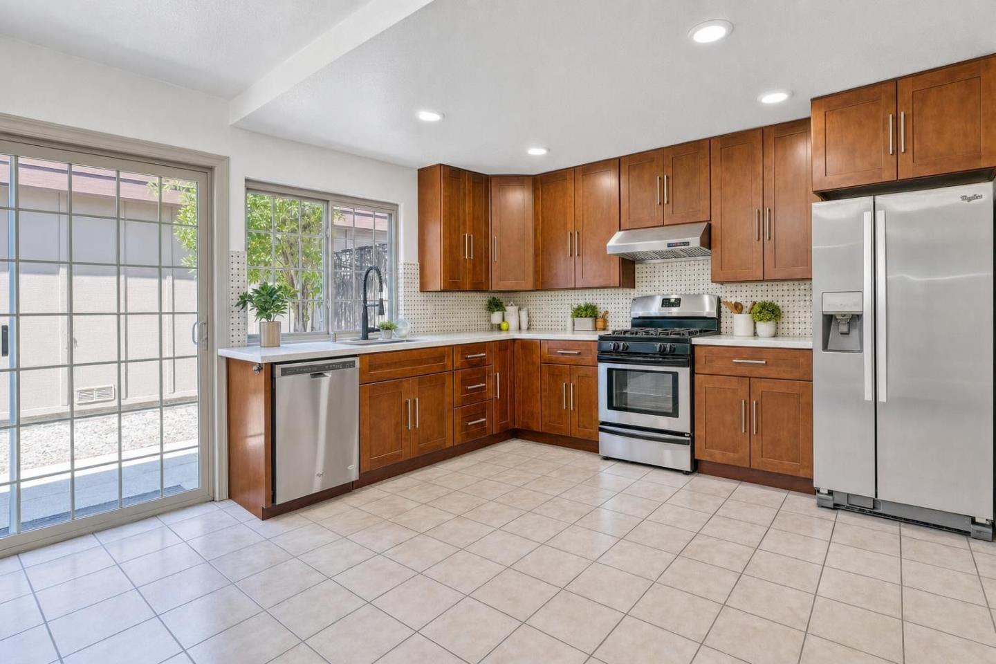 Photo #10: ML82052295 Listing: Photo #10