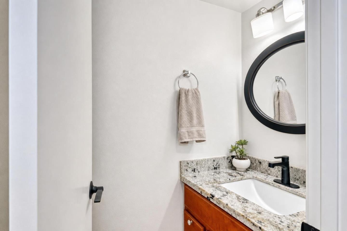 Photo #33: ML82052295 Listing: Photo #33