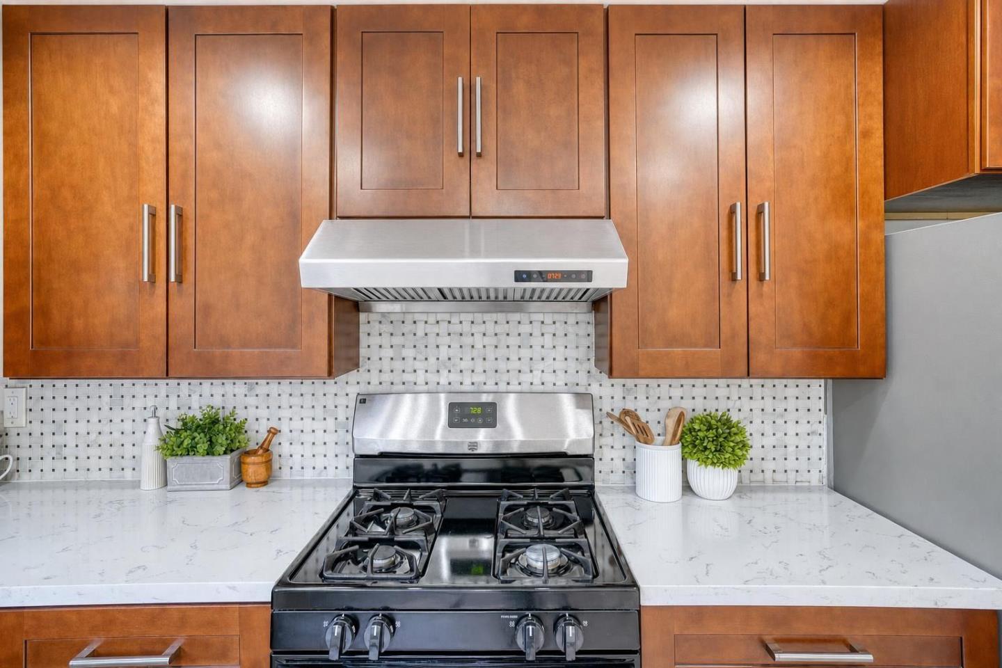 Photo #9: ML82052295 Listing: Photo #9