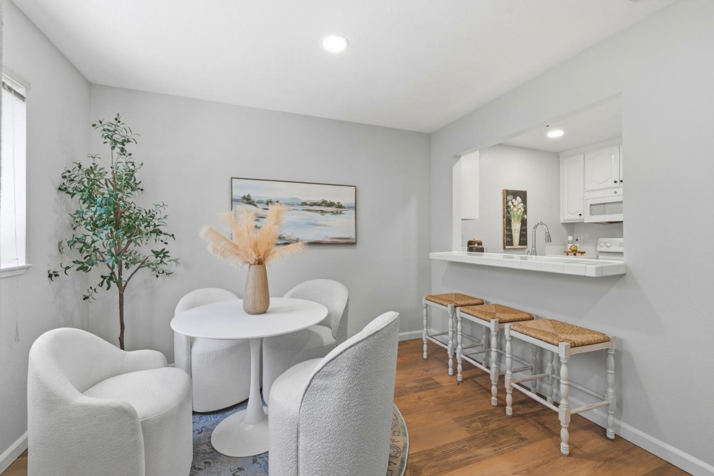 576 W Parr AVE 21, LosGatos_1, CA 95032, Photo 6