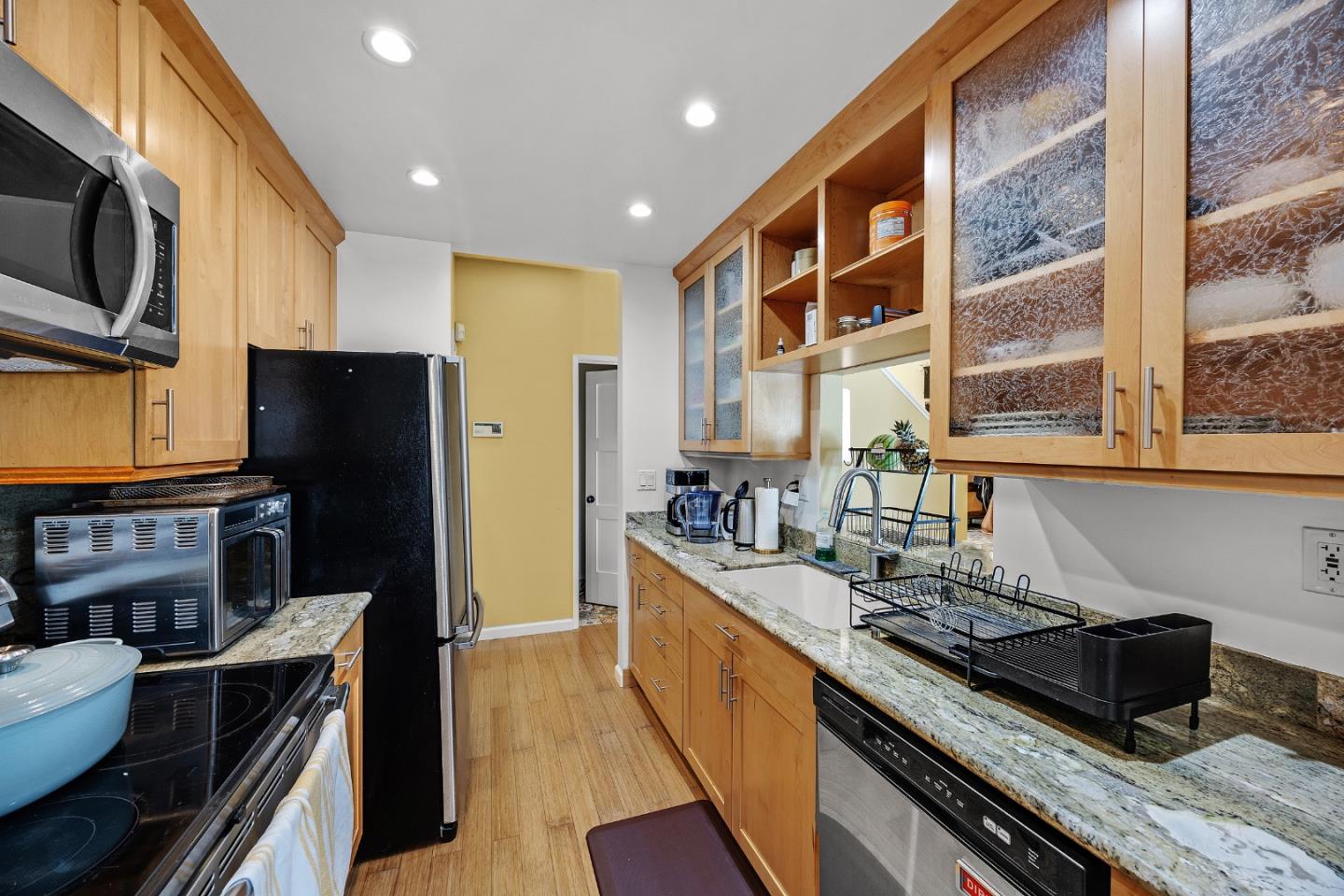 Photo #4: ML82052348 Listing: Photo #4