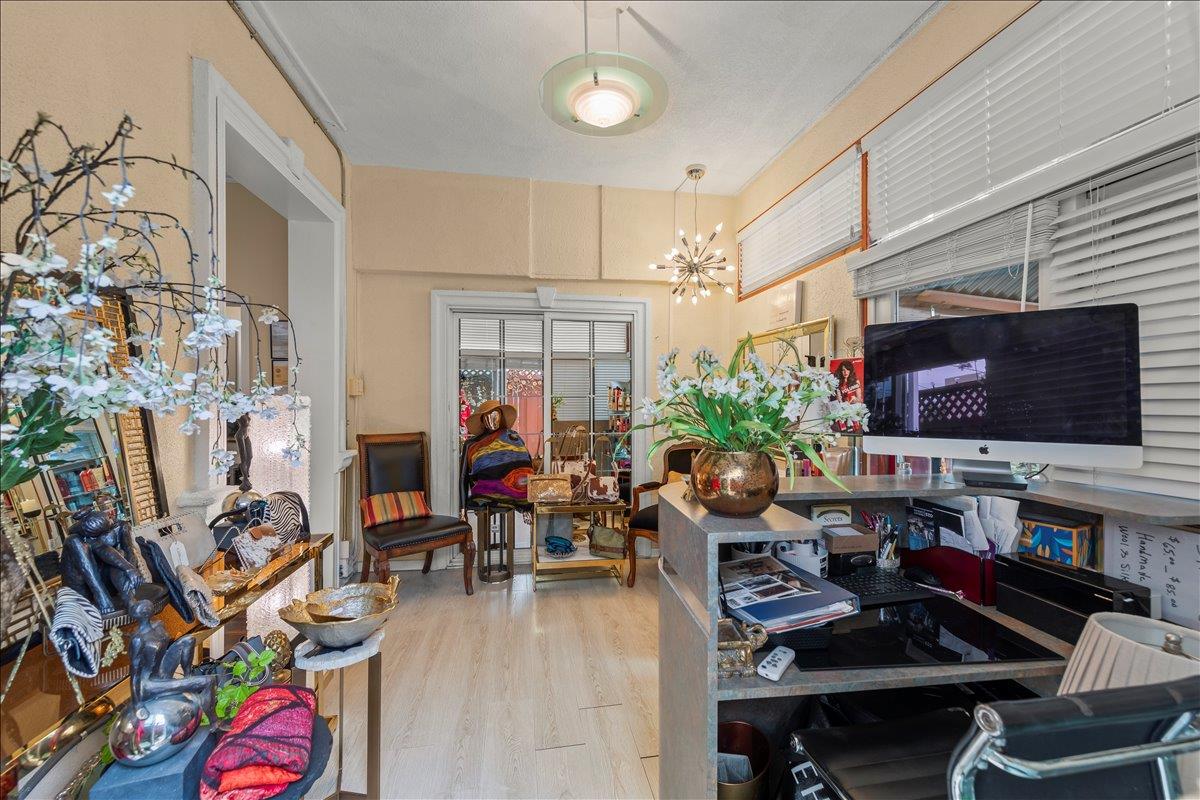 1176 Laurel St, SanCarlos, CA 94070, Photo 6
