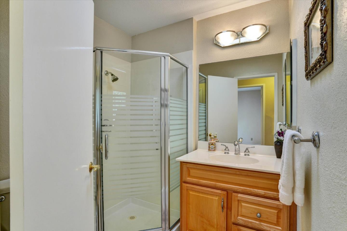 Photo #25: ML82052379 Listing: Photo #25