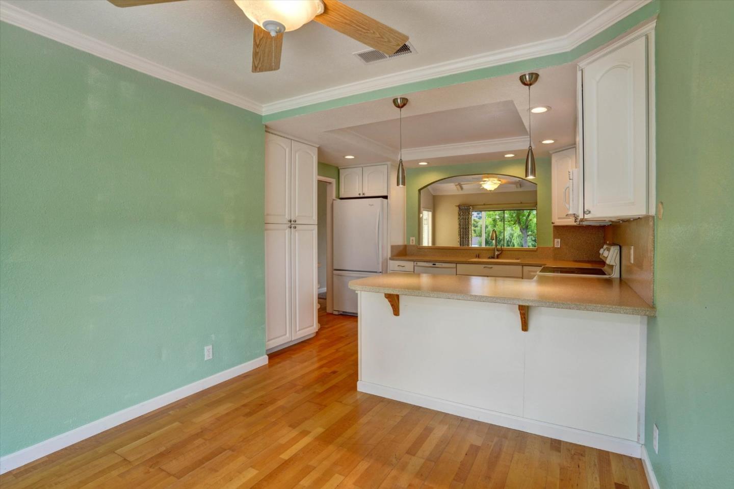 Photo #8: ML82052379 Listing: Photo #8