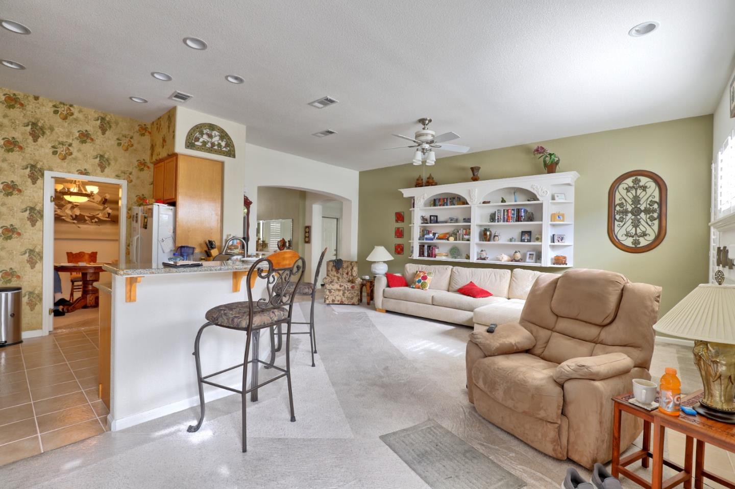 Photo #5: ML82052391 Listing: Photo #5