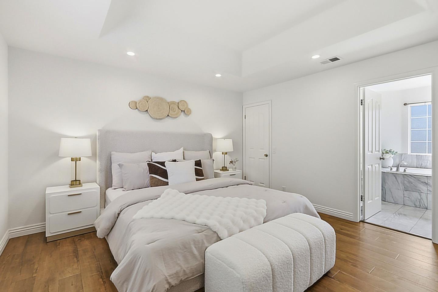Photo #13: ML82052392 Listing: Photo #13
