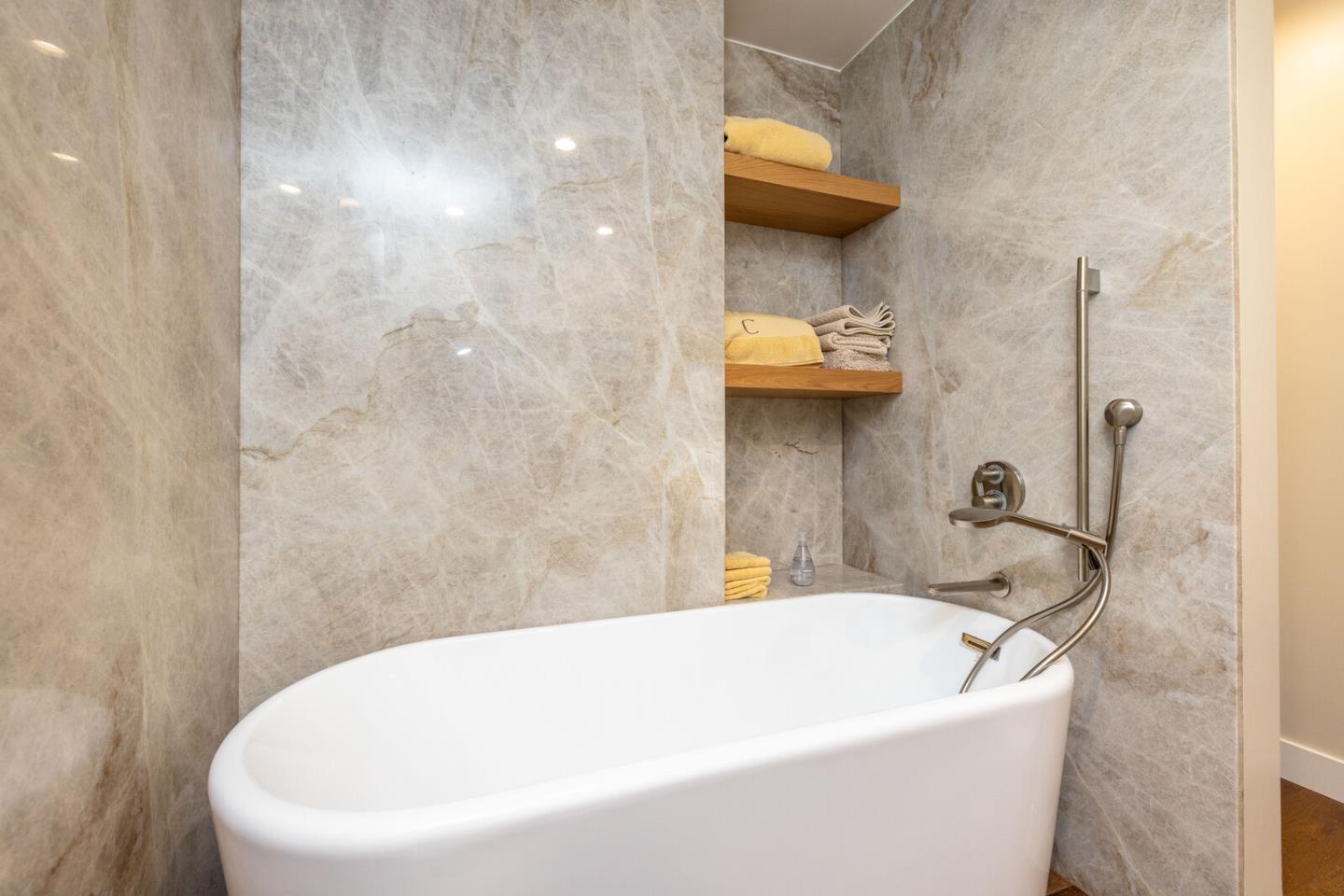 Photo #17: ML82052463 Listing: Photo #17