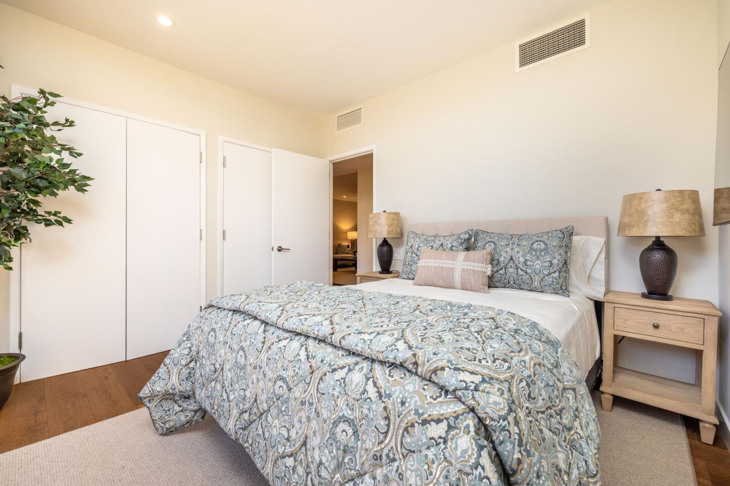 Photo #20: ML82052463 Listing: Photo #20