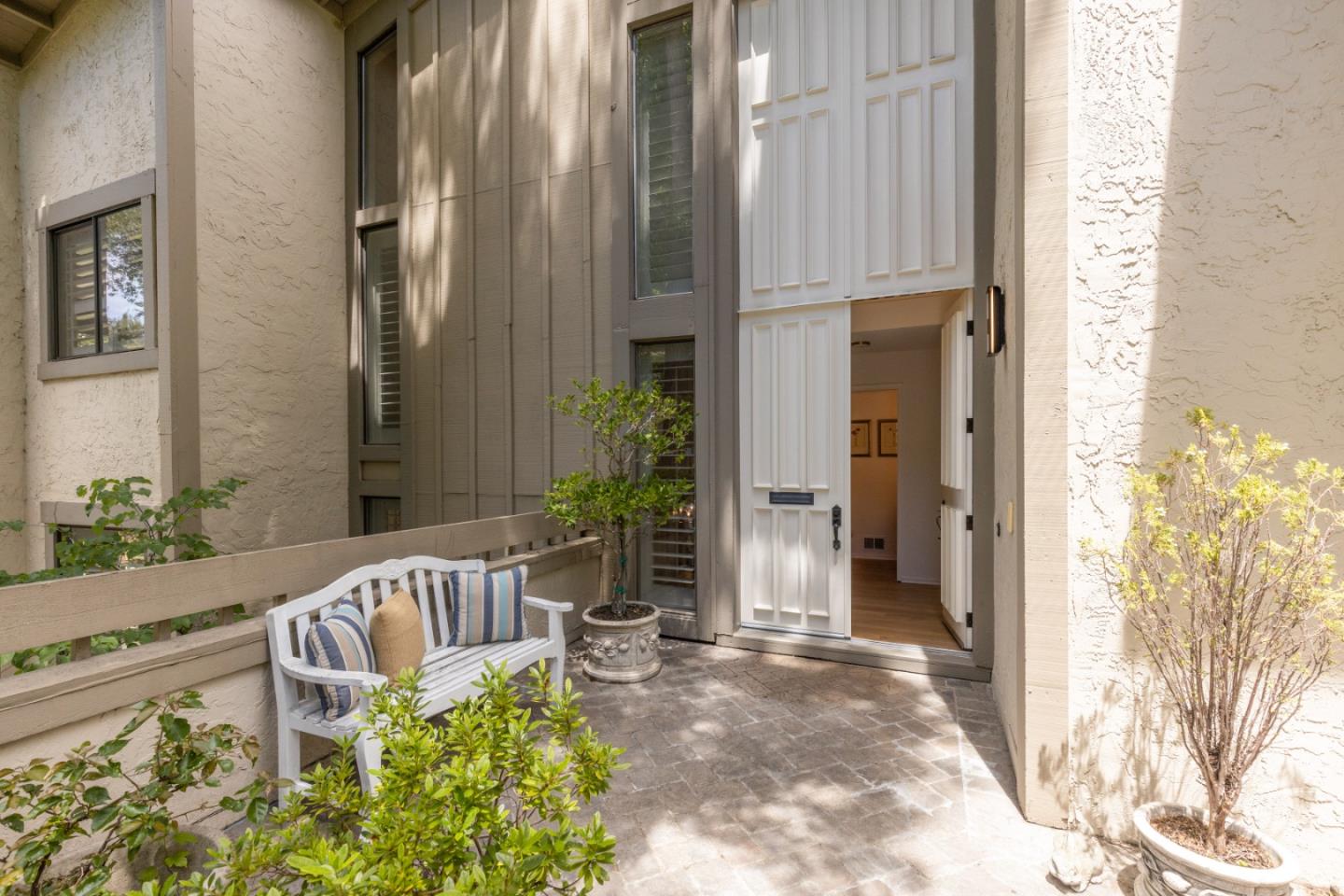 Photo #5: ML82052469 Listing: Photo #5