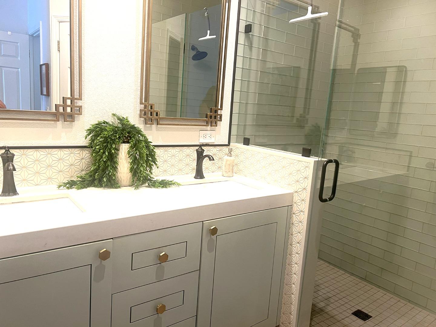 Photo #15: ML82052473 Listing: Photo #15