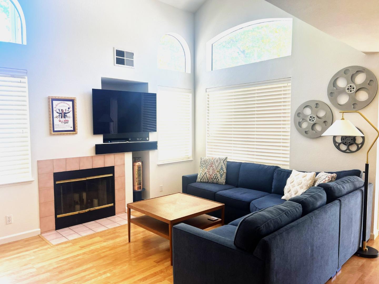 Photo #2: ML82052473 Listing: Photo #2