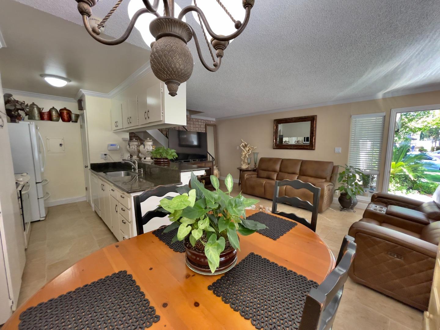 Photo #4: ML82052484 Listing: Photo #4