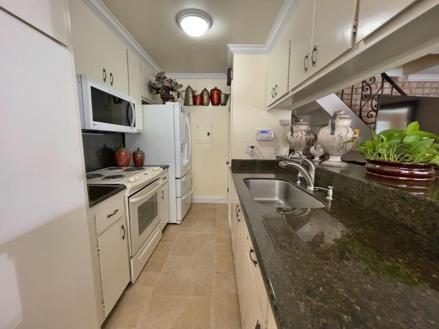 Photo #6: ML82052484 Listing: Photo #6