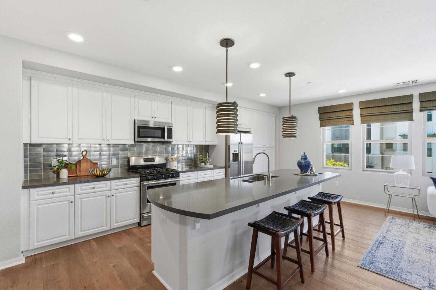 Photo #16: ML82052495 Listing: Photo #16