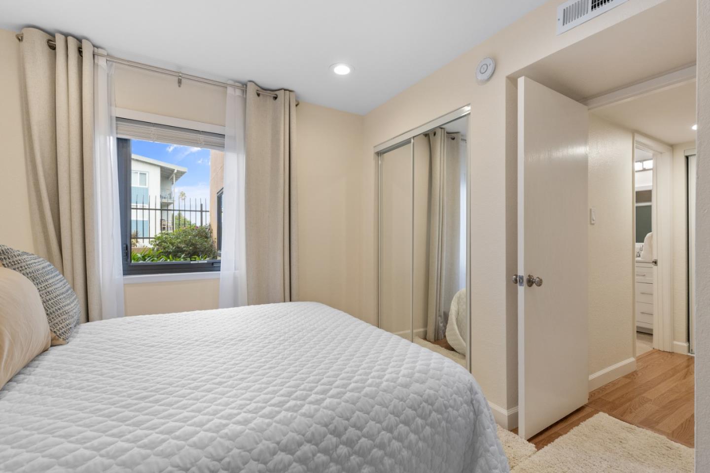 Photo #20: ML82052503 Listing: Photo #20