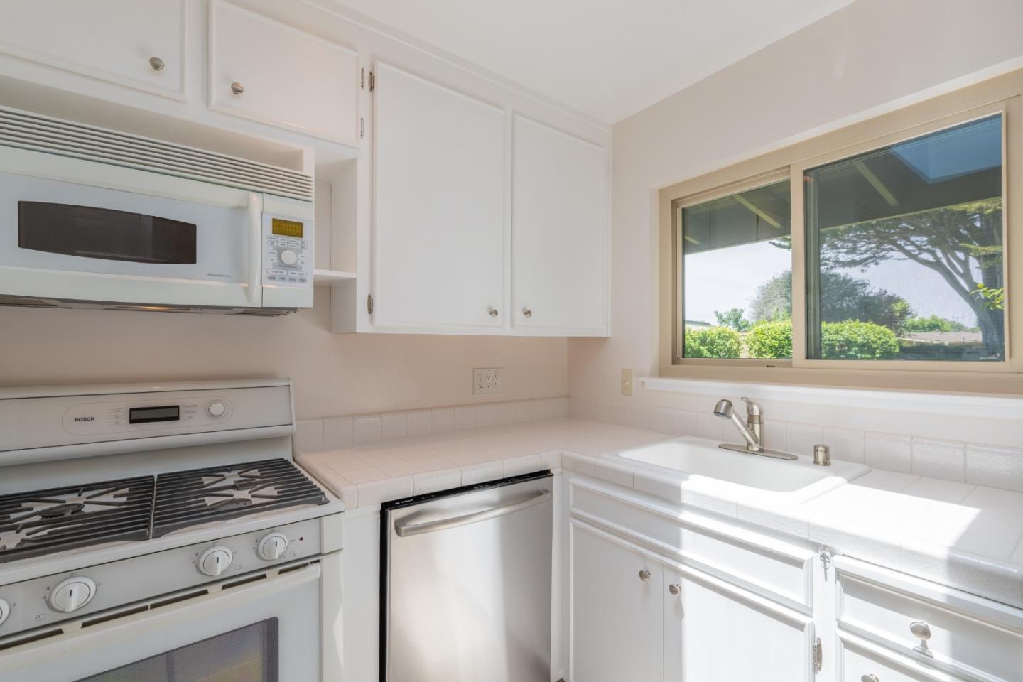 14 Hacienda Carmel, Carmel, CA 93923, Photo 5
