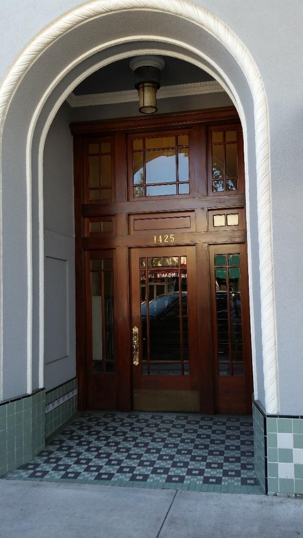 Front Image Thumbnail for ML82052575