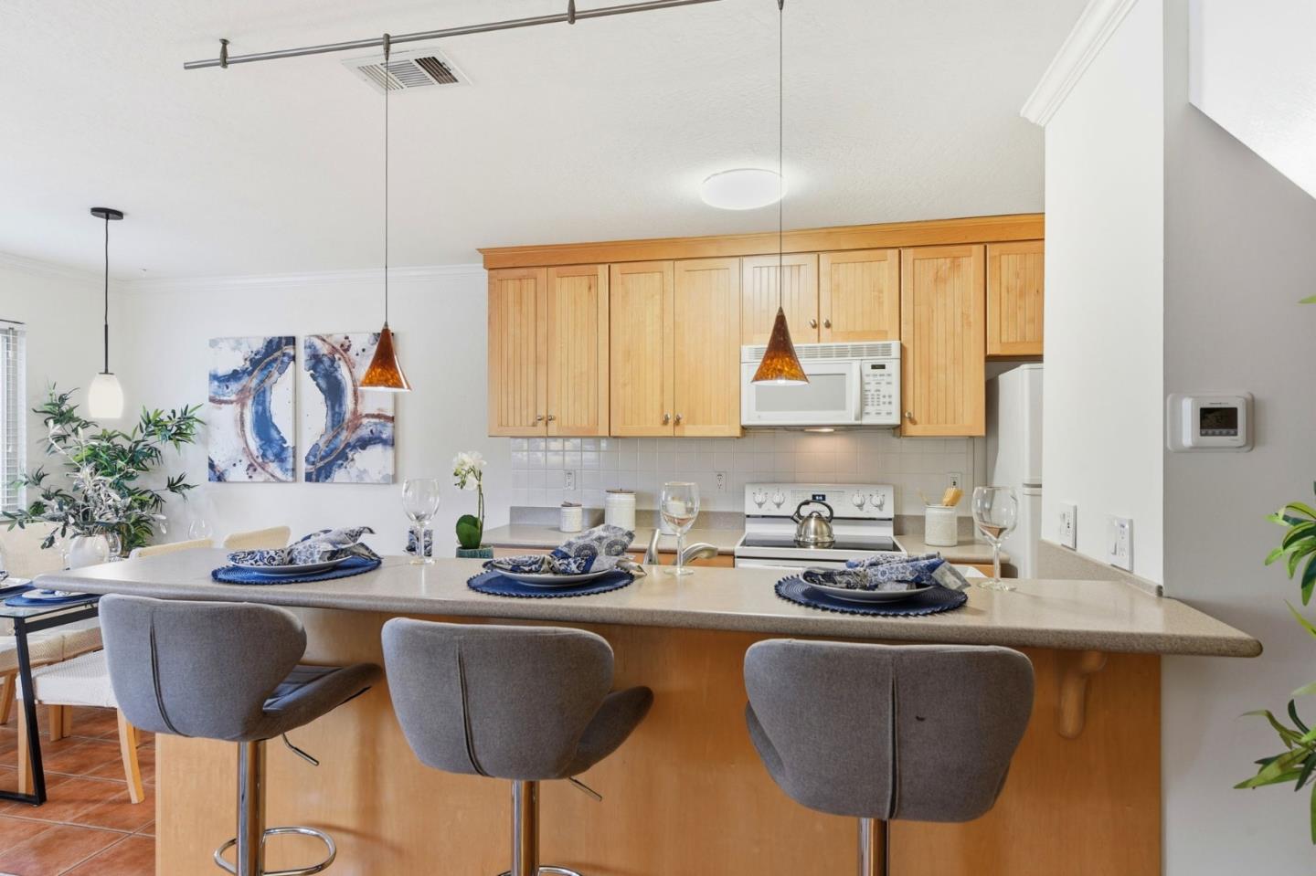 Photo #6: ML82052619 Listing: Photo #6