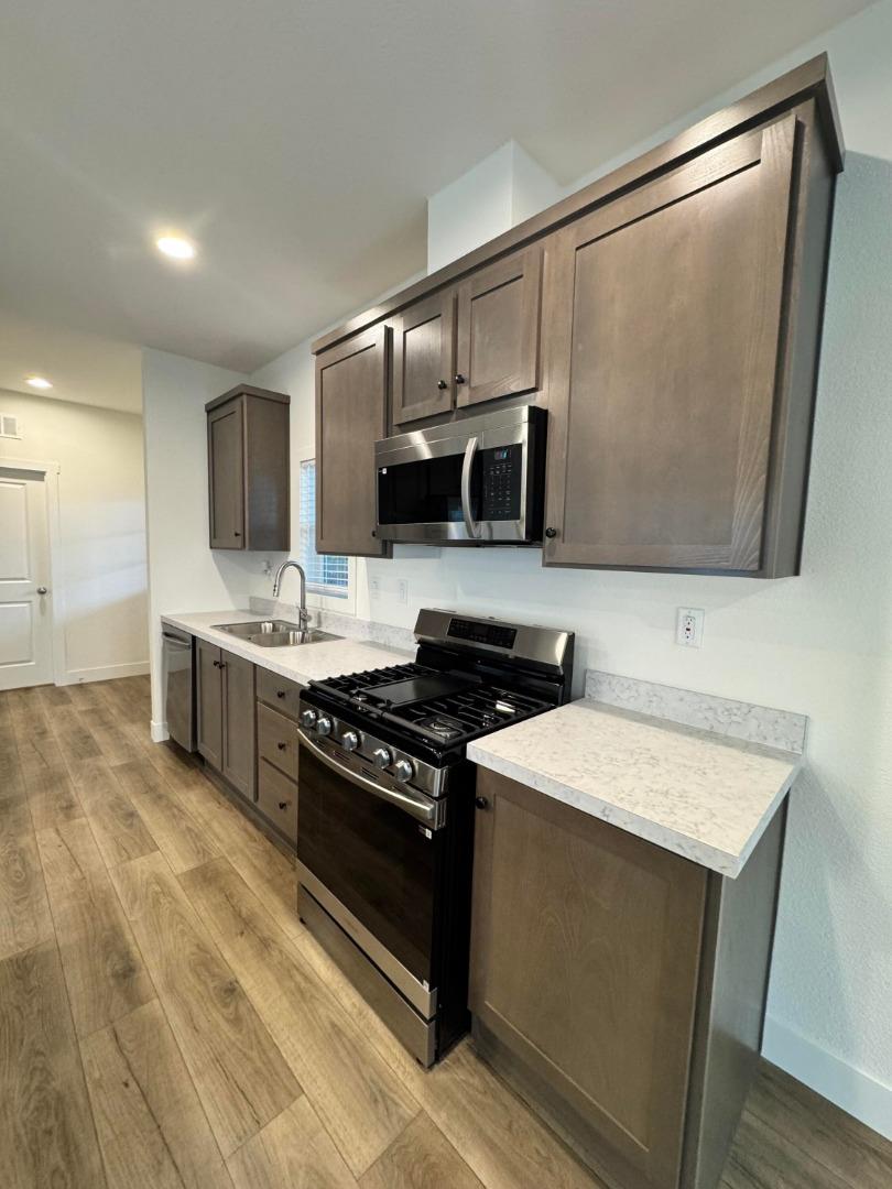 6884 E Serenity DR 6884, Sacramento, CA 95823, Photo 6
