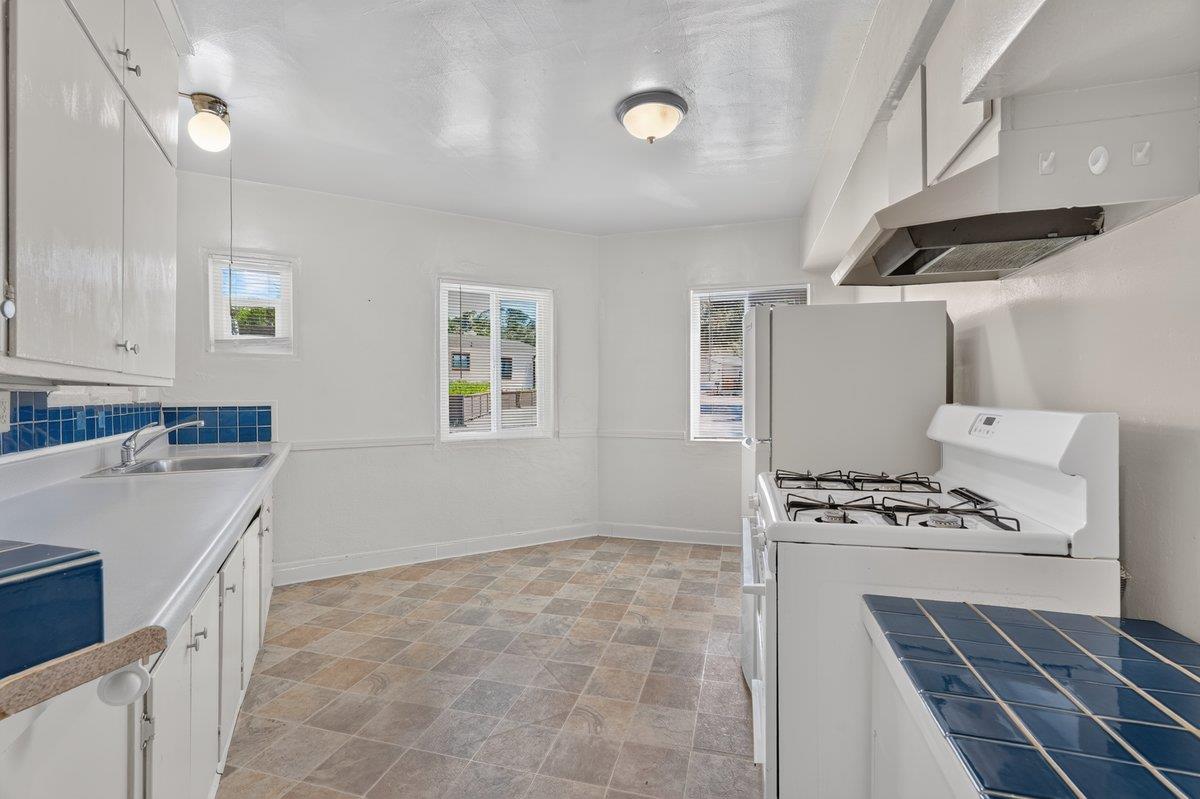721 9th St, PacificGrove, CA 93950, Photo 6