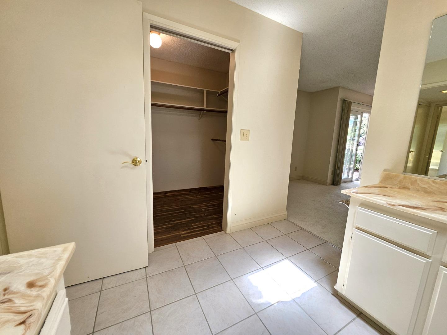 Photo #28: ML82052663 Listing: Photo #28