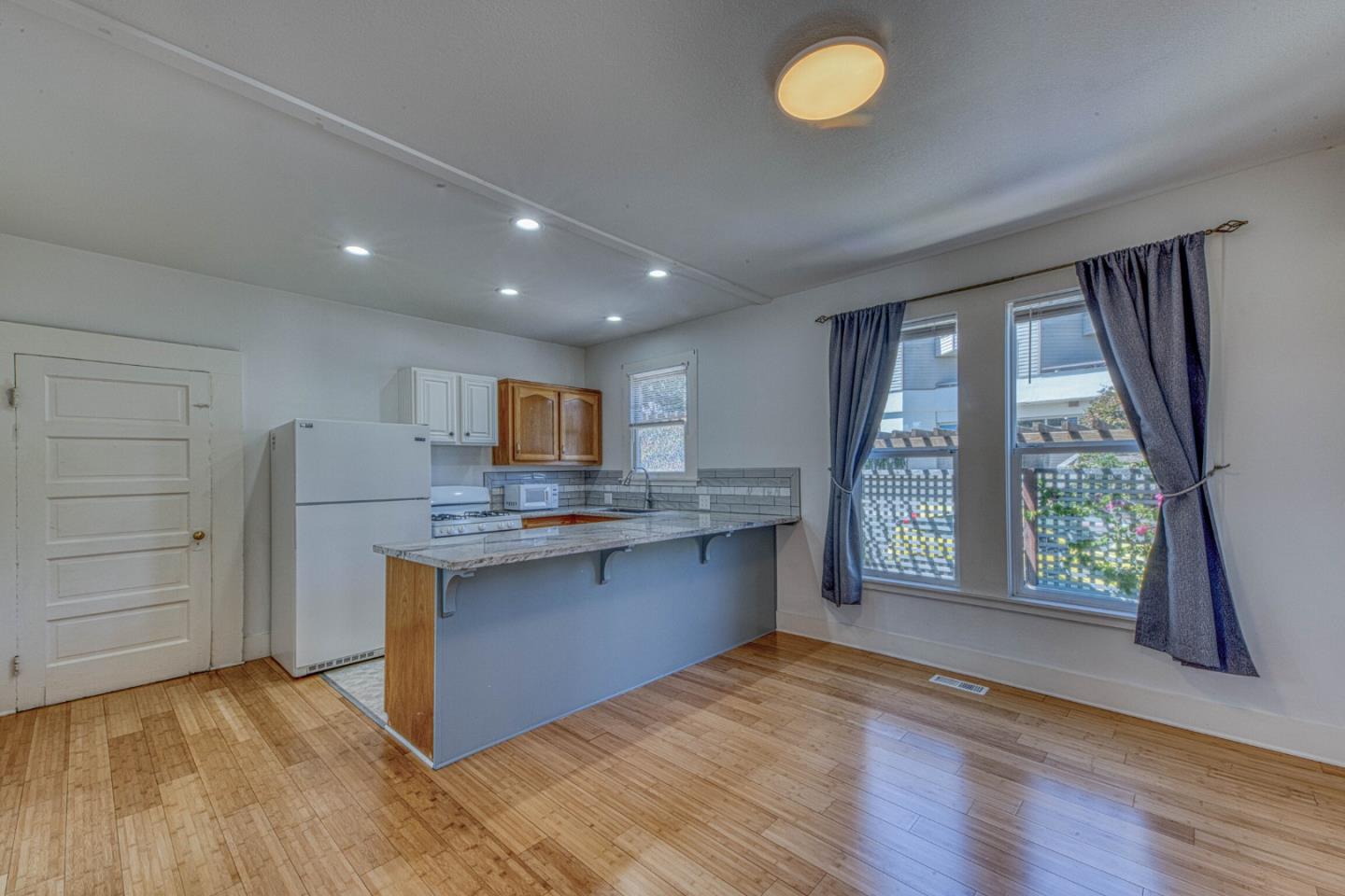 399 Hoffman AVE, Monterey, CA 93940, Photo 6