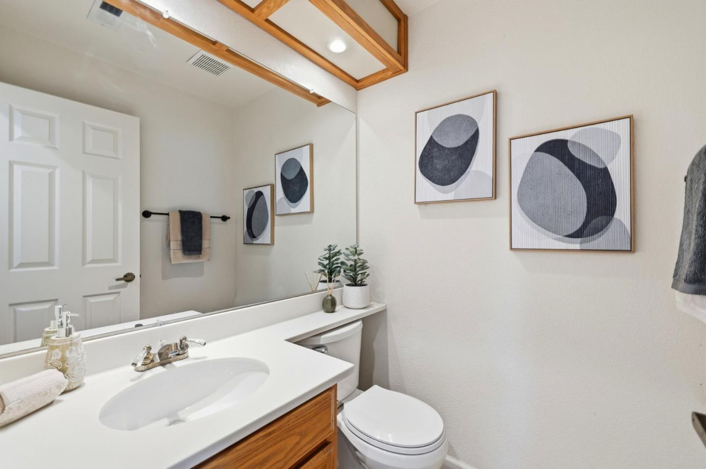 Photo #11: ML82052686 Listing: Photo #11