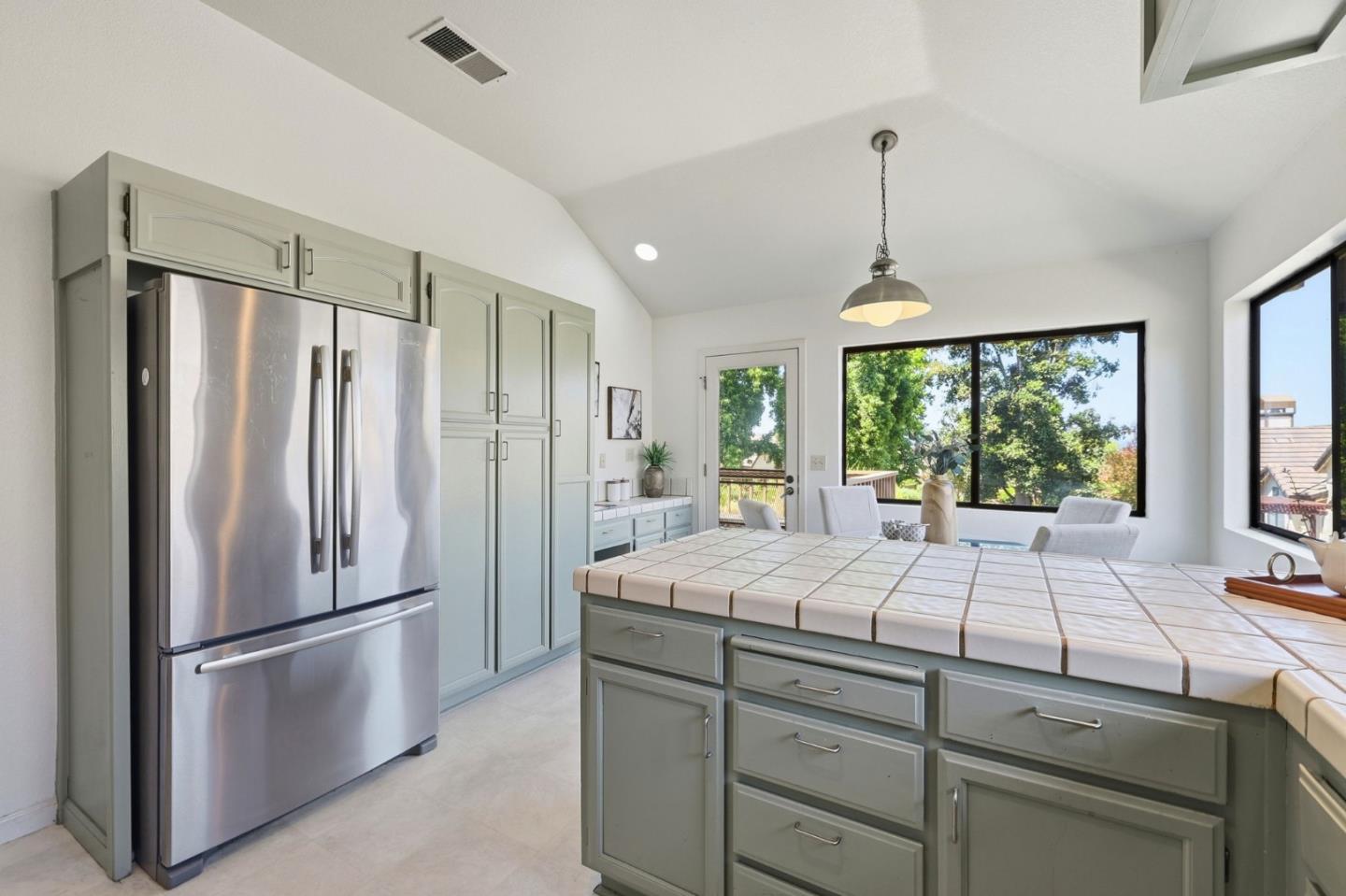 Photo #15: ML82052686 Listing: Photo #15