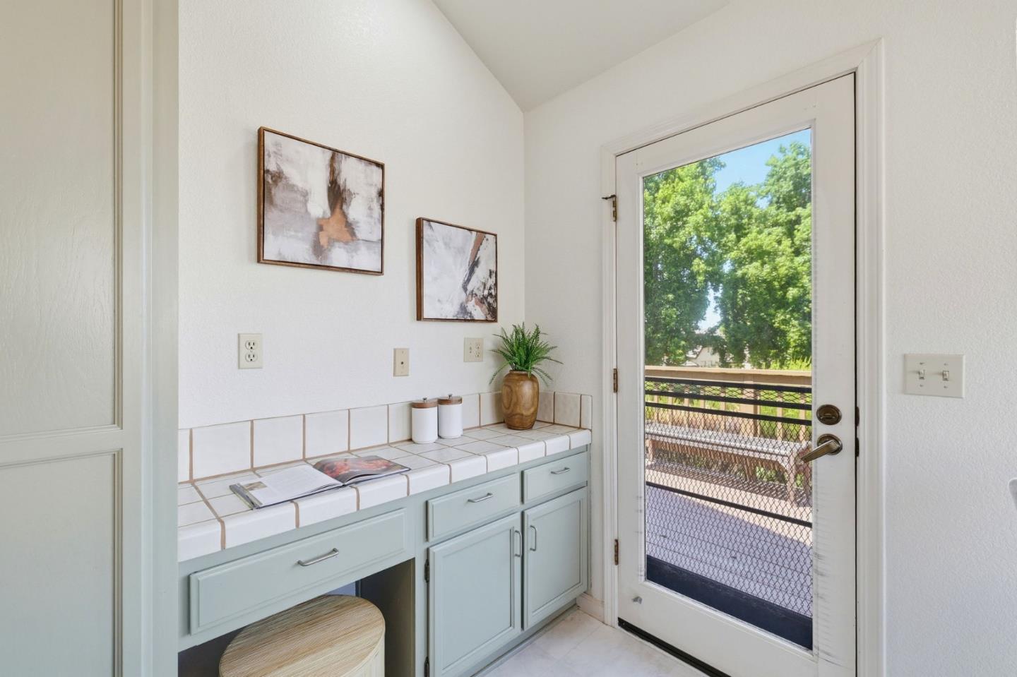 Photo #17: ML82052686 Listing: Photo #17