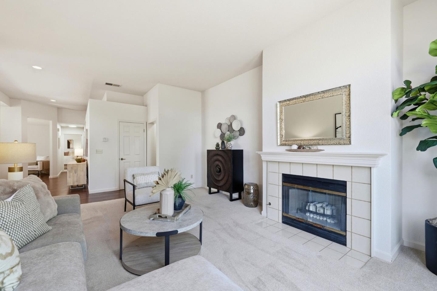Photo #8: ML82052686 Listing: Photo #8